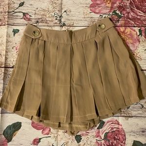 June & Hudson Box Pleat Skort Skirt Shorts Mini Taupe Medium Preppy Pleated NWT